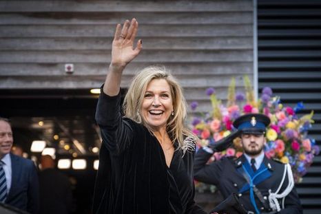 La reina de los Países Bajos, Máxima Zorreguieta, llegó en las últimas horas a Bariloche para participar de un exclusivo foro empresarial y económico. La reina de los Países Bajos, Máxima Zorreguieta, llegó en las últimas horas a Bariloche para participar de un exclusivo foro empresarial y económico.