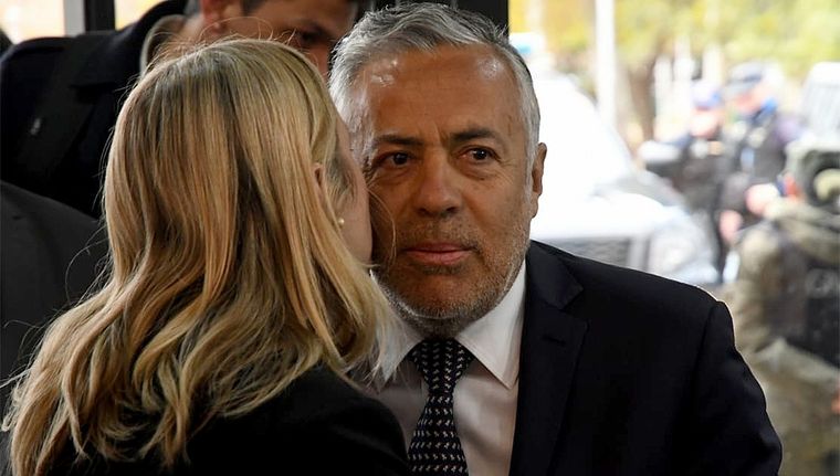 Alfredo Cornejo y Hebe Casado. Foto: Rodrigo DAngelo / MDZ