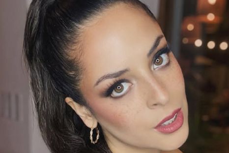 Rating. Andrea Luna Rating. Andrea Luna