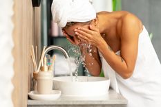 ¿Por qué lavarse la cara con agua fría podría ser un problema para el futuro?