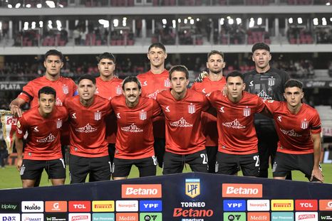 Estudiantes busca desacerse de un futbolista de renombre. Estudiantes busca desacerse de un futbolista de renombre.
