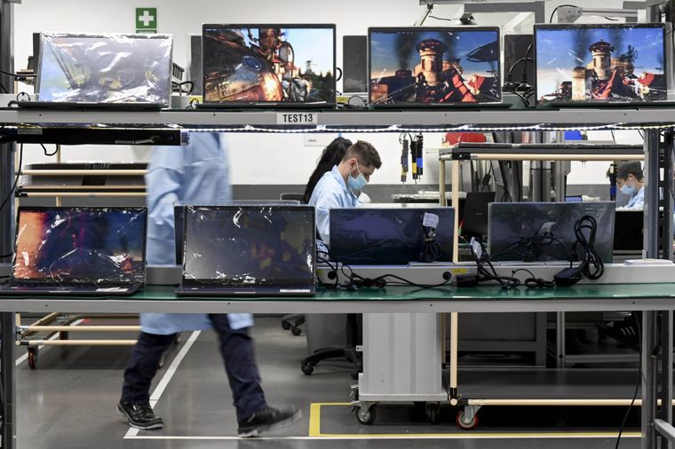 Caen las ventas de productos de informática Foto: Télam