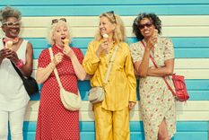 Los expertos dicen que el atractivo va mucho más allá de la nostalgia y ayuda a lidiar con el estrés.