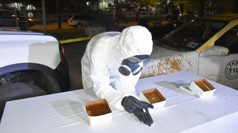 Tras realizar las pruebas de orientación de campo, el resultado confirmó que se trataba de fentanilo producido por un laboratorio de la República del Paraguay.