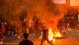 Manifestantes en una calle en Teherán el 9 de enero.