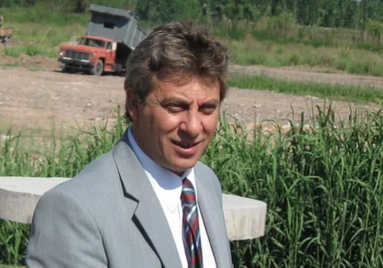 Gimenez habilitó un aumento de $ 200 para los empleados municipales. Foto: Daniel Gutierrez/ MDZ