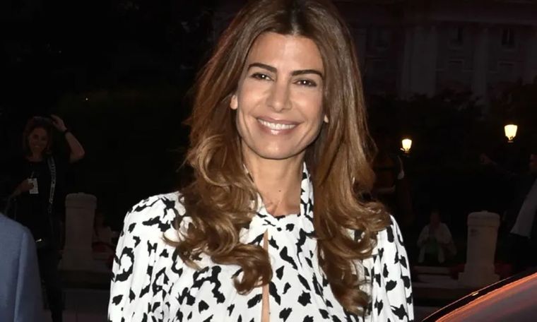 El conjunto otoñal de Juliana Awada que necesitamos usar Foto: Hola!