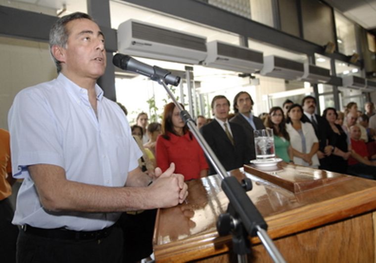 Fayad dice quién se queda o se va; quién vuelve y quién no. Foto: Marcelo Ruiz / MDZ