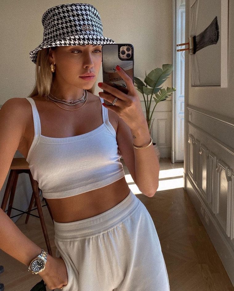 Michelle Salas nos da claves para repetir zapatillas todo el año Foto: Instagram