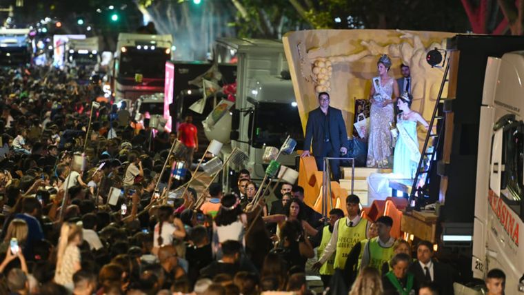 La Vía Blanca se realiza en la noche del viernes.