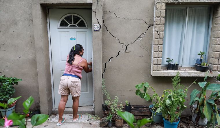 grieta terremoto México tiene muchos grandes terremotos en su historia. Foto: Efe.