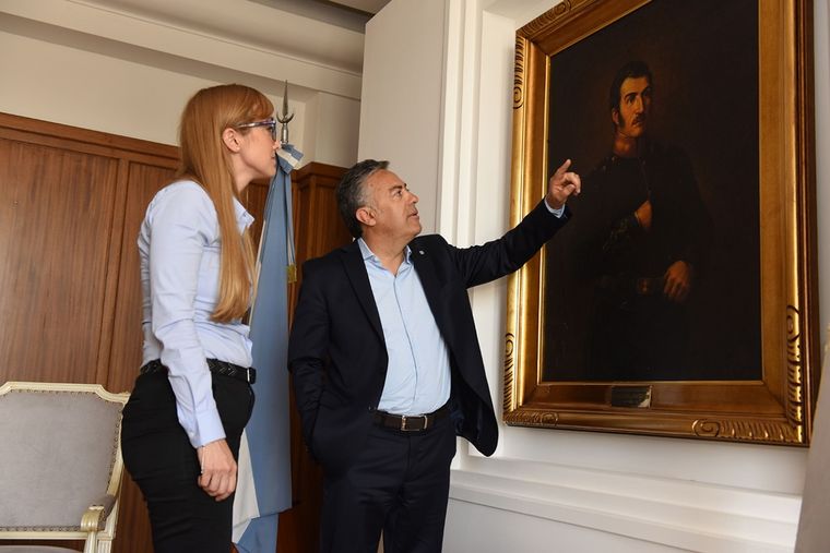 Fernández Sagasti y Cornejo vuelven a ser los protagonistas de la carrera electoral. Ahora estarán frente a frente.