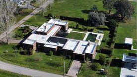 Propiedad de Martín Insaurralde y Jesica Cirio en fincas de San Vicente. Propiedad de Martín Insaurralde y Jesica Cirio en fincas de San Vicente.