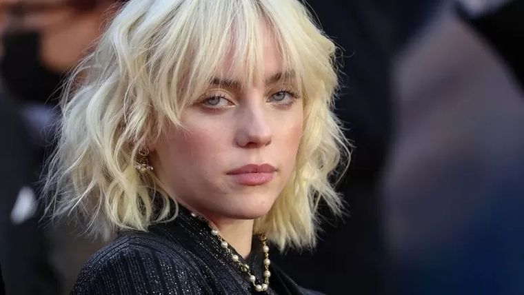Billie Eilish, una de las favoritas para la próxima entrega de los Grammy que anunció su dramática suspensión. Foto: GETTY