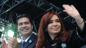 Jorge Capitanich junto a Cristina Fernández de Kirchner. Foto: Télam Jorge Capitanich junto a Cristina Fernández de Kirchner. Foto: Télam