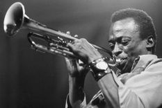 un tributo a miles