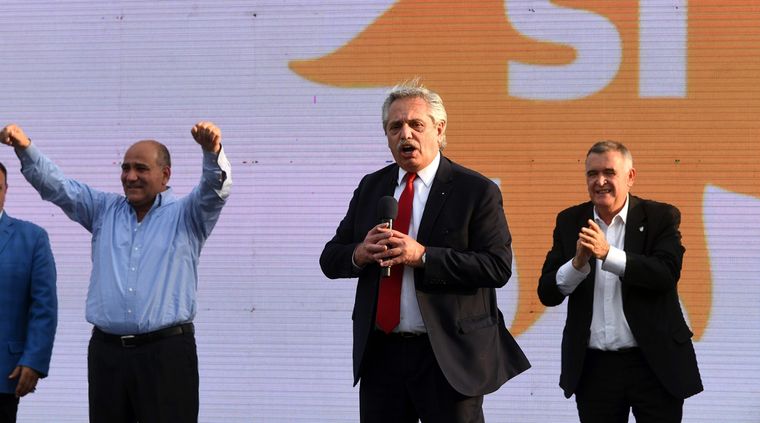 Alberto Fernández reunió a gran parte de su Gabinete y a intendentes bonaerenses en un almuerzo en Olivos Foto: TELAM