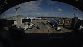 ATE ANAC anunció un paro nacional en aeropuertos con dos franjas horarias. ATE ANAC anunció un paro nacional en aeropuertos con dos franjas horarias.