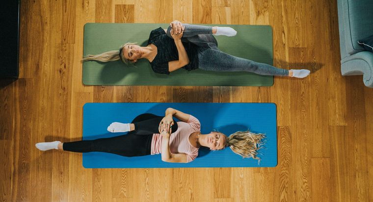 Recuerda estirar luego de cada entrenamiento para tener mejores resultados y reducir el dolor muscular. Recuerda estirar luego de cada entrenamiento para tener mejores resultados y reducir el dolor muscular. 