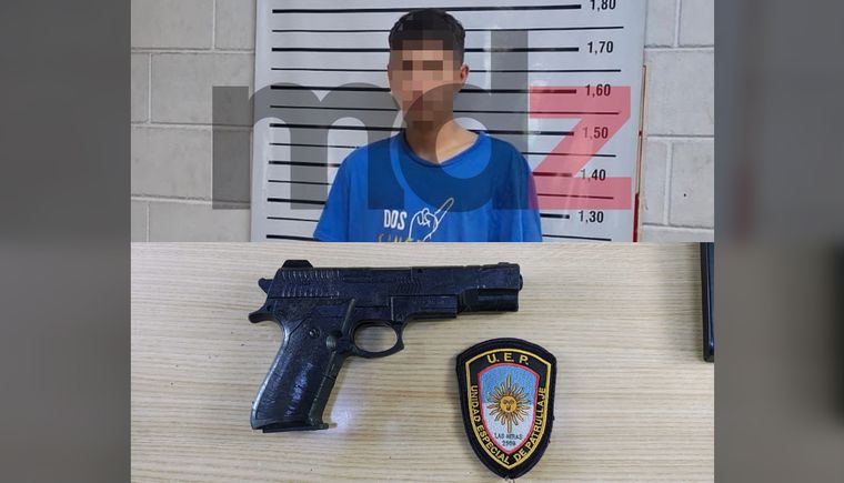 Cristian Contreras, el malviviente detenido, y el arma secuestrada tras el asalto en Las Heras.