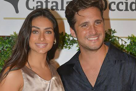 Diego Boneta y Renata Notni vivirán en una lujosa mansión en Hollywood.