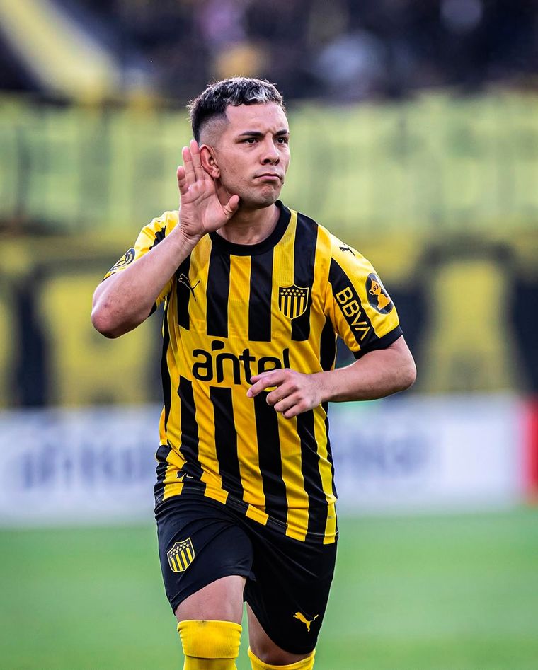 Leo Fern&aacute;ndez, la gran figura de Pe&ntilde;arol, es pretendido nuevamente por River. Foto: Pe&ntilde;arol