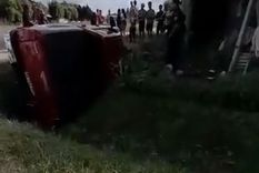 Así quedó la camioneta tras el vuelco