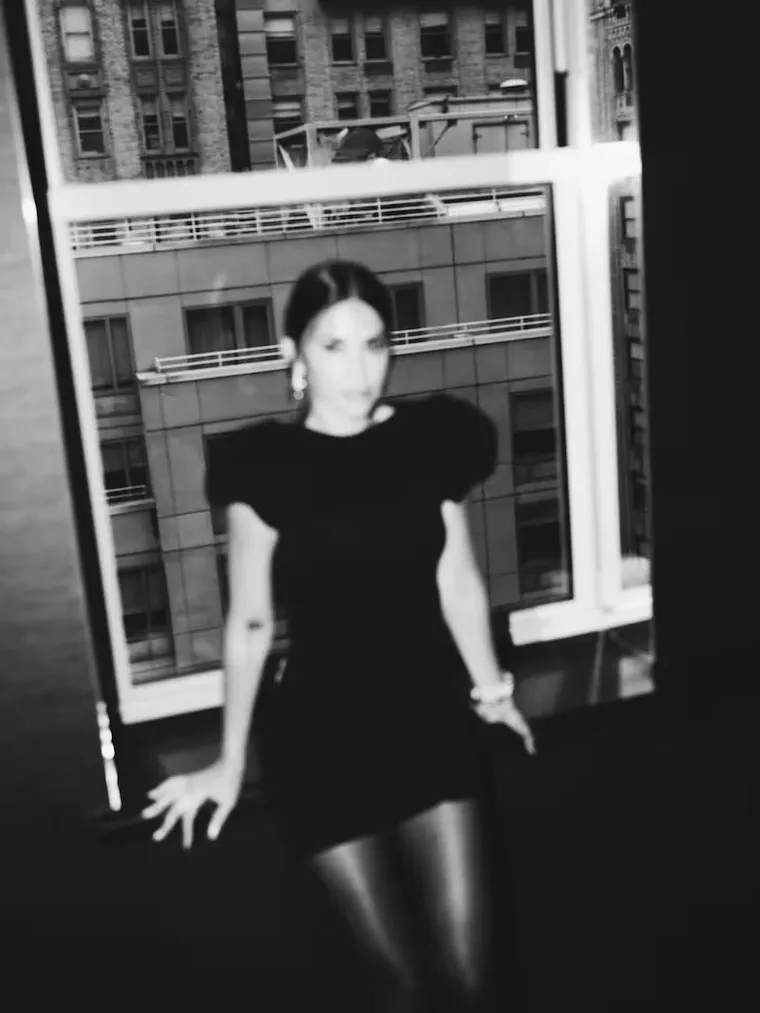 Menos es más en una apuesta impecable. Menos es más en una apuesta impecable.