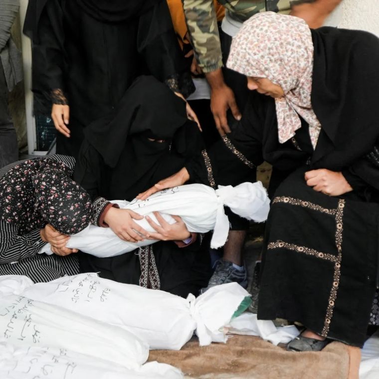 Intensos combates tienen lugar en los bastiones de Hamás tanto en el norte como en el sur Foto: BBC