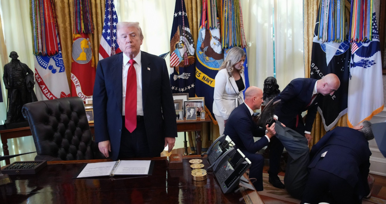 Desmayo de un representante farmacéutico en la Oficina Oval