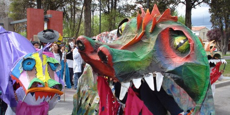 Los dragones eran manipulados por los alumnos.