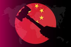 Aunque las firmas internacionales pueden operar en China, la legislación les impide ejercer derecho chino y representar clientes ante tribunales locales. Aunque las firmas internacionales pueden operar en China, la legislación les impide ejercer derecho chino y representar clientes ante tribunales locales.