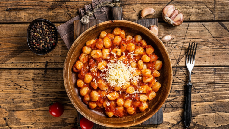 En Argentina, la costumbre de comer ñoquis el 29 dio origen a miles de variantes, pero la receta clásica con salsa de tomate sigue siendo la más pedida. En Argentina, la costumbre de comer ñoquis el 29 dio origen a miles de variantes, pero la receta clásica con salsa de tomate sigue siendo la más pedida.