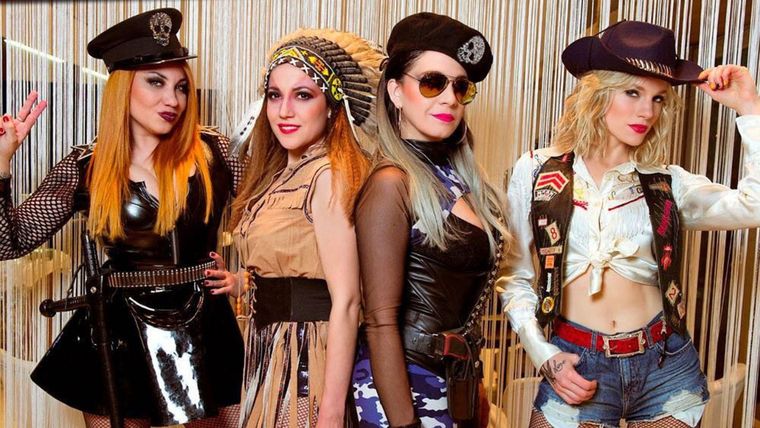 La banda vuelve con sus cuatro integrantes. La banda vuelve con sus cuatro integrantes.