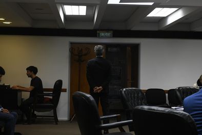 MDZol | Solo y de salida. Walter Bento está en la peor situación. Foto: MDZ