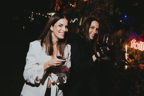 ¡Ellas brindan con Pinot Noir! - Foto ilustrativa. En la nota, las recomendaciones.