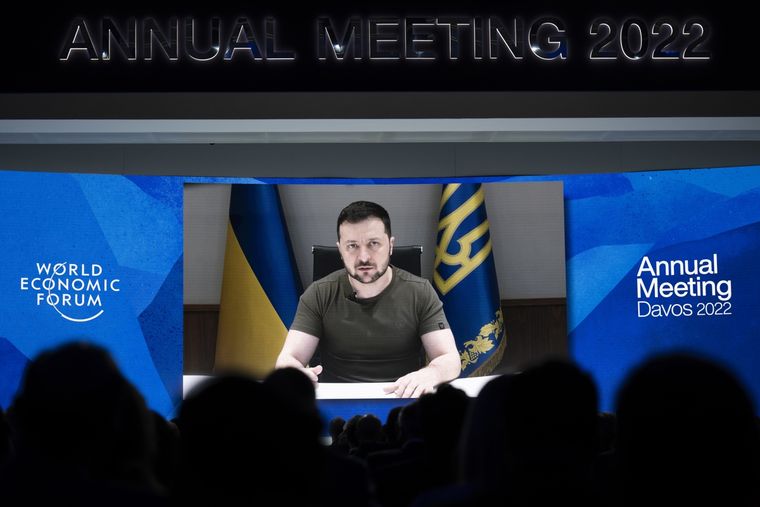 La Unión Europea hizo dar marcha atrás a la intención de Ucrania y Volodímir Zelenski. Foto Efe La Unión Europea hizo dar marcha atrás a la intención de Ucrania y Volodímir Zelenski. Foto Efe