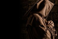 ¿los habitos no hacen al monje?