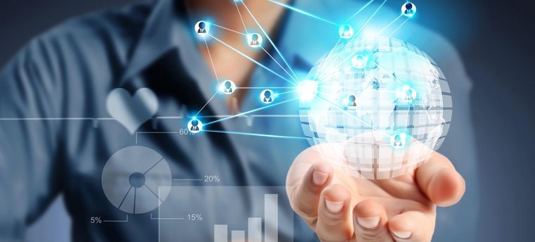 Transformar es rediseñar cómo opera la empresa haciendo uso de tecnología.