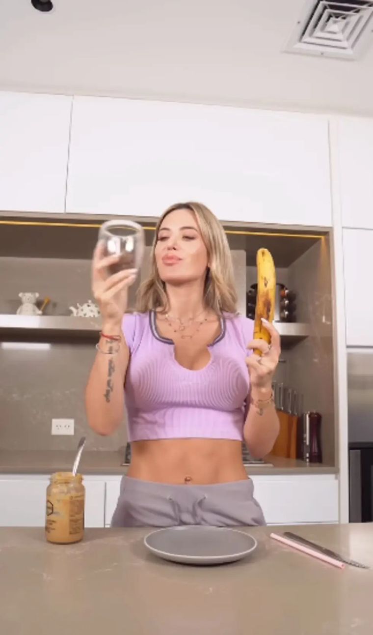 La cocina de la vivienda destaca por sus amplias dimensiones, tecnología de punta y una decoración en gamas cálidas. La cocina de la vivienda destaca por sus amplias dimensiones, tecnología de punta y una decoración en gamas cálidas.
