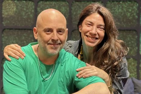 José María Muscari intervino públicamente para desactivar las versiones exageradas sobre la salud de su actriz principal. / Instagram @rominagaetani José María Muscari intervino públicamente para desactivar las versiones exageradas sobre la salud de su actriz principal. / Instagram @rominagaetani