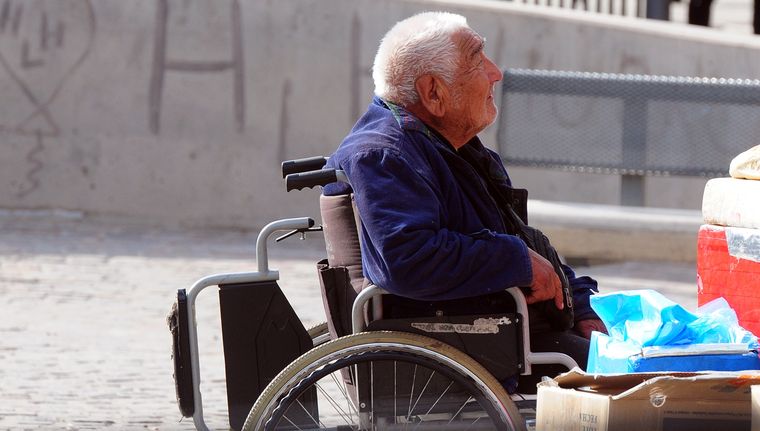 El PAMI volvió a recortar la cobertura al 100% de varios medicamentos Foto: ALF PONCE MERCADO / MDZ