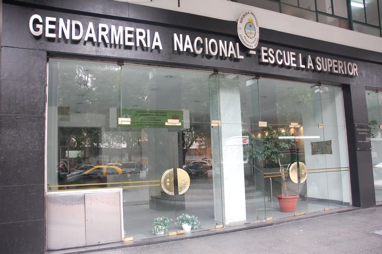 El atentado ocurrió en el piso 11 de la Escuela Superior de Gendarmería. El atentado ocurrió en el piso 11 de la Escuela Superior de Gendarmería.