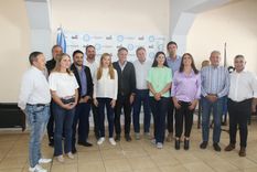 El peronismo se mostró junto al ministro nacional. Foto: Maximiliano Ríos/MDZ