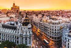 España se encuentra en el Top 10 de los países más visitados, con Madrid como una de las ciudades más buscadas. Foto: Shutterstock