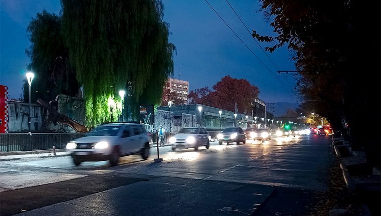 Ya se puede transitar doble mano por Morón desde San Martín hasta Rioja. Foto: Emilce Vargas Ferrara