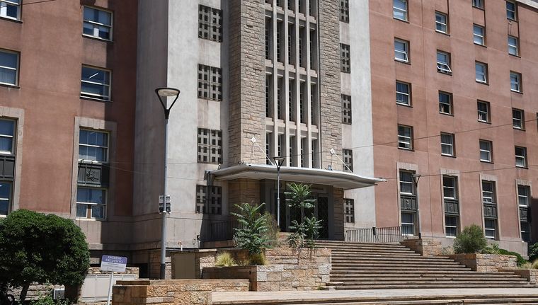 El aumento para empleados judiciales será aplicado de manera escalonada en tres meses. El aumento para empleados judiciales será aplicado de manera escalonada en tres meses.