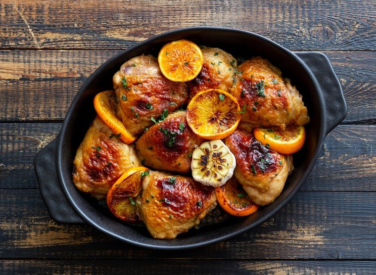 Esta receta es tan versátil que puede prepararse con pollo al horno, salteado o incluso en air fryer, sin perder sabor.