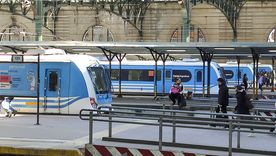 Los usuarios del tren Mitre seguirán sin poder llegar a la estación Retiro.
