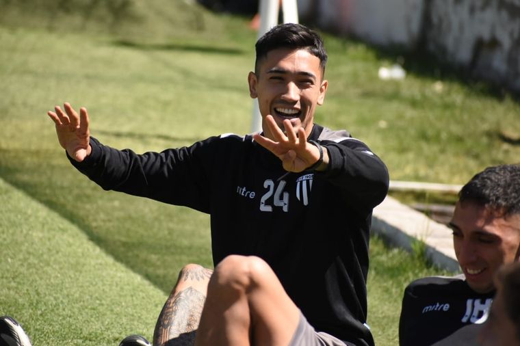 Solari, sonriente durante la práctica de Gimnasia. Foto: @GimnasiaMendoza